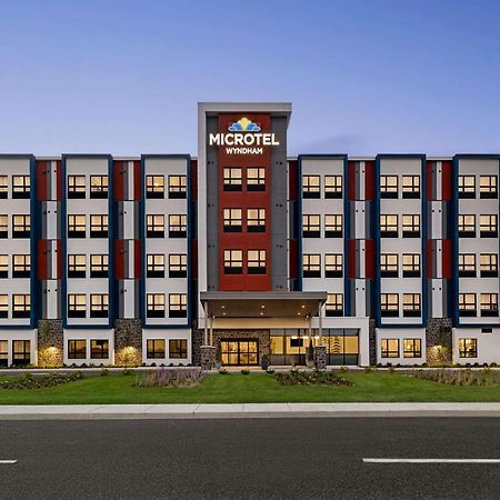 Microtel Inn & Suites Dorval Qc Esterno foto